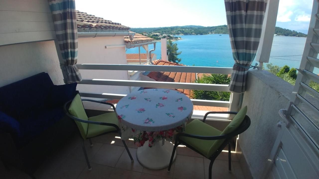 Apartments Marija Bajto Nečujam Eksteriør bilde